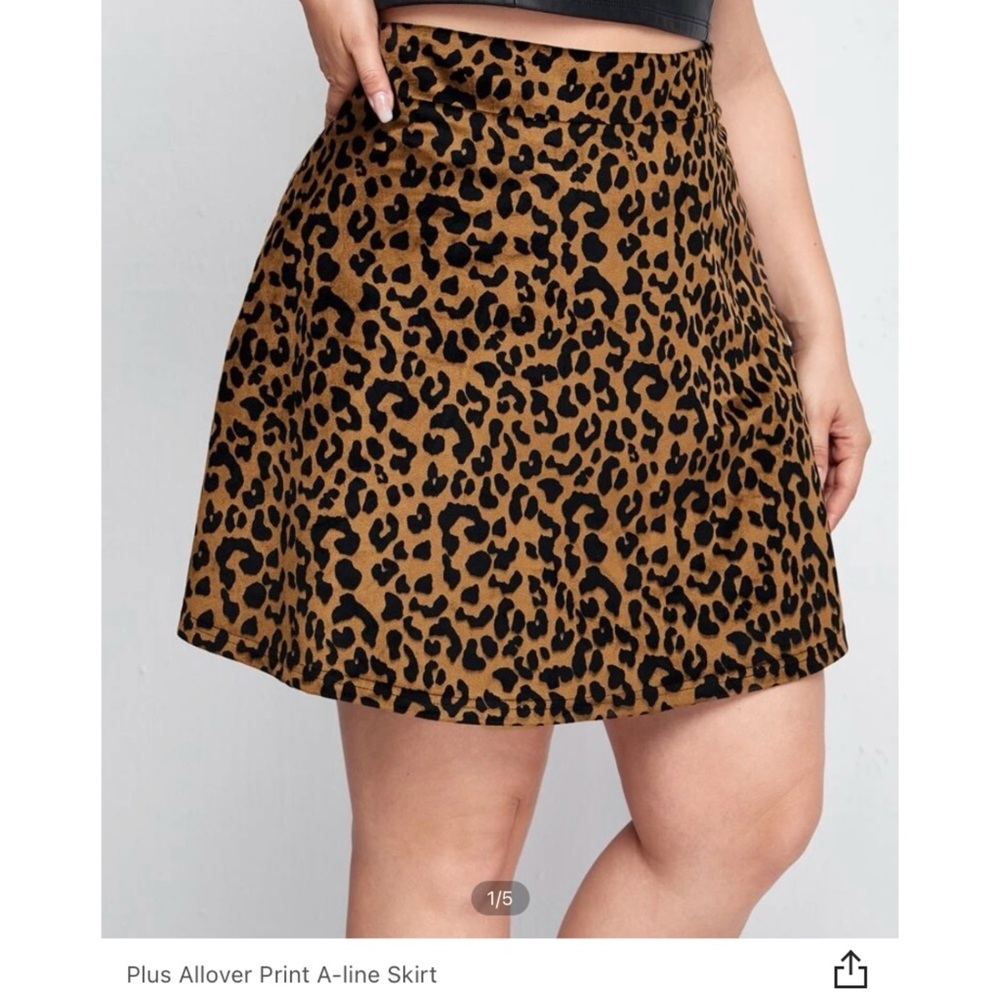 Leopard print skater skirt!
